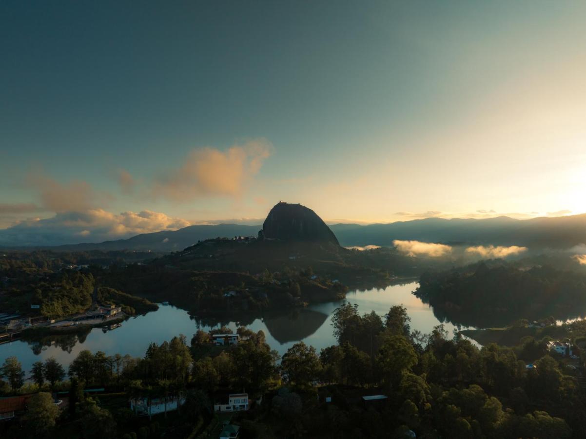 The Boato Hotel Guatape Ngoại thất bức ảnh Mount Warning