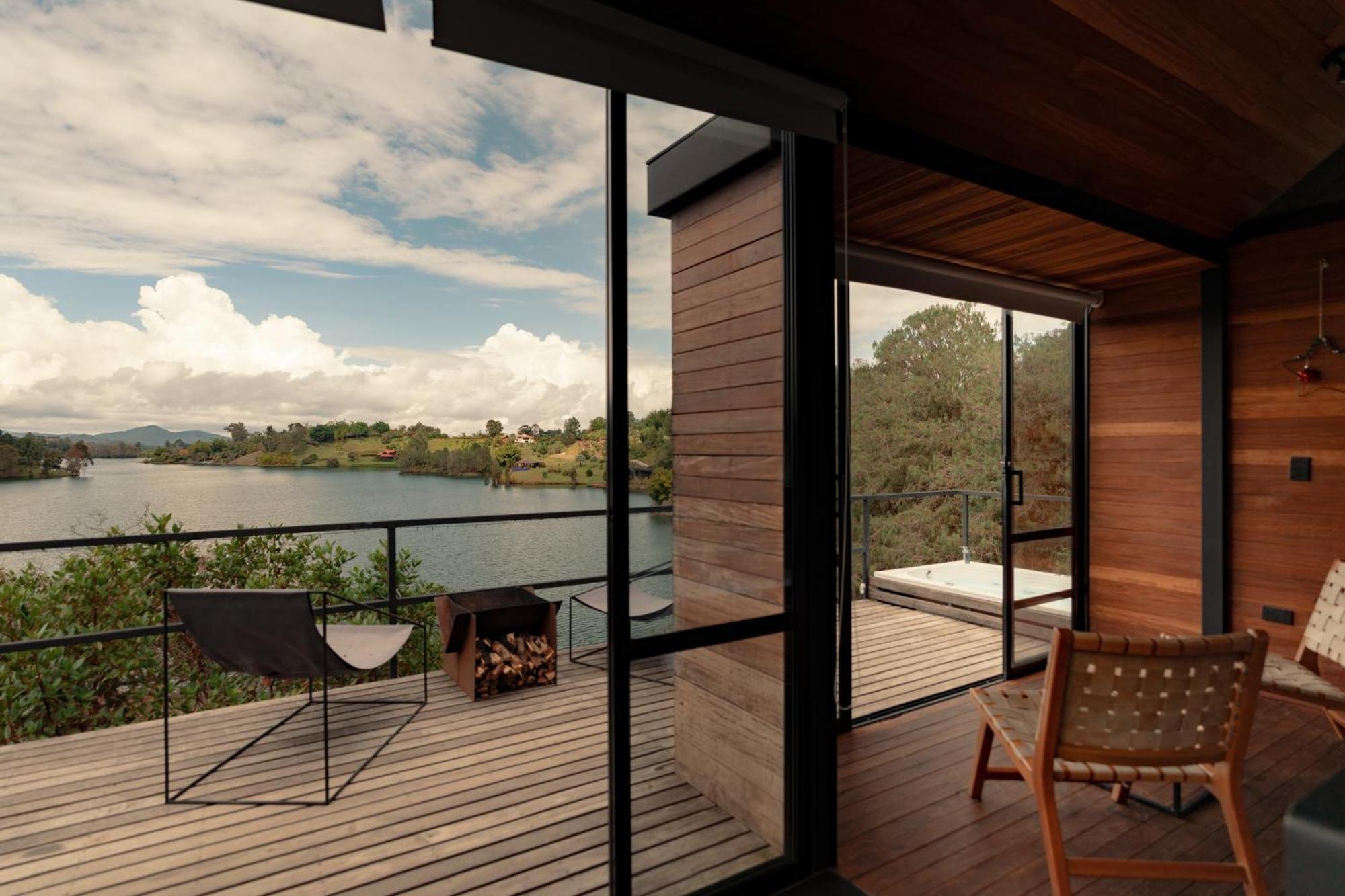 The Boato Hotel Guatape Ngoại thất bức ảnh The view from the hotel