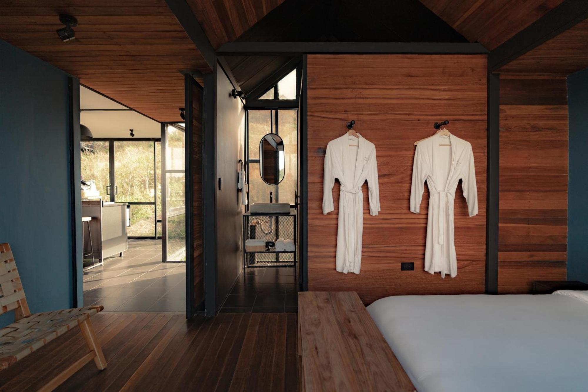 The Boato Hotel Guatape Ngoại thất bức ảnh Interior of a suite at the hotel