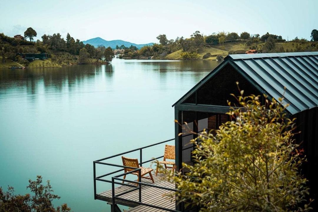 The Boato Hotel Guatape Ngoại thất bức ảnh View of the lake from the hotel
