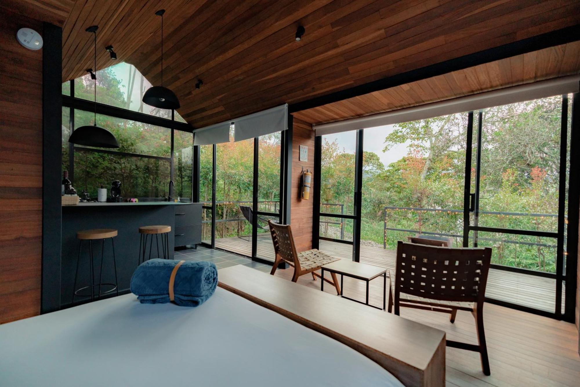 The Boato Hotel Guatape Ngoại thất bức ảnh The interior of the house